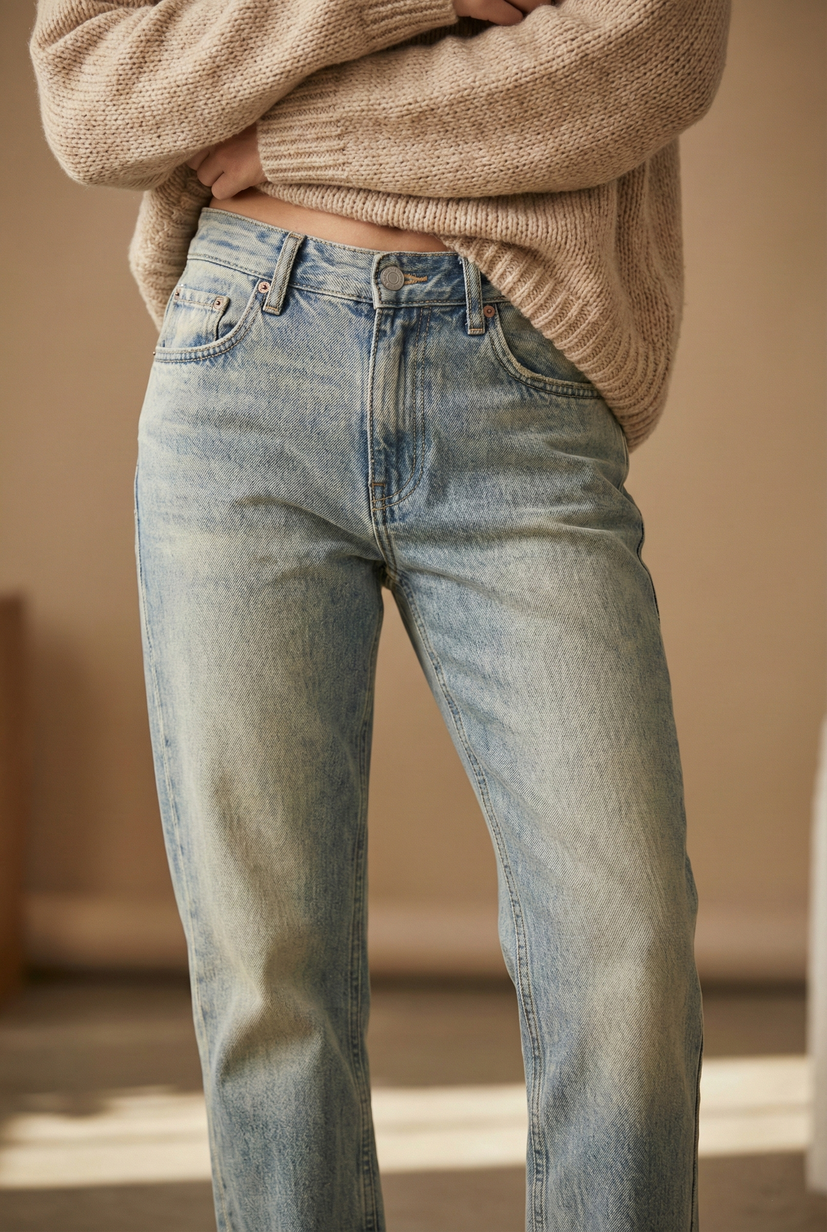 Low Rise Jeans